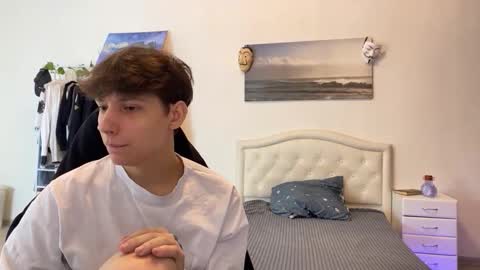 Thomas Hill online show from 10-22-25, 03:23