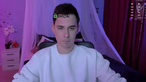 thomas_crow online show from 04-25-26, 08:39