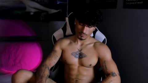 Thomas 3  JUST STAY AND BE MY LAST LOVE online show from 04-15-26, 07:58