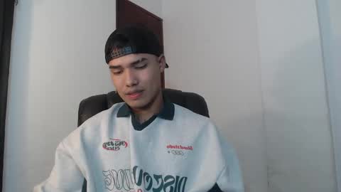 Thomas online show from 12-12-24, 03:54