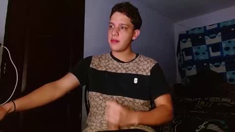 ---Thomas--- online show from 11-21-25, 08:46