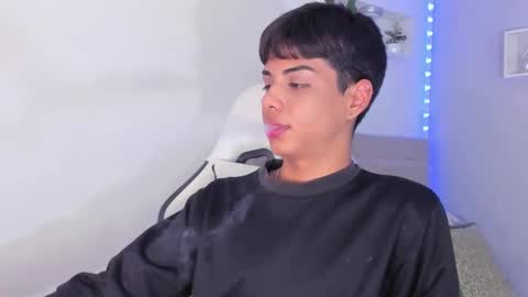 Thomas online show from 10-24-25, 07:05