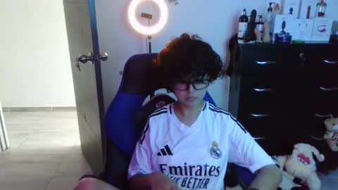 VALERIA online show from 10-22-25, 05:56