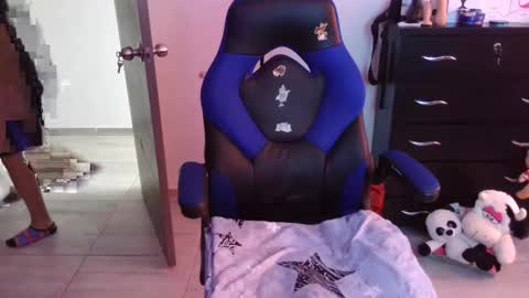 VALERIA online show from 12-17-25, 07:09