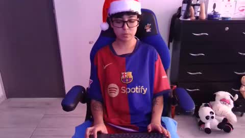 VALERIA online show from 12-21-25, 06:48