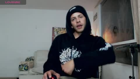 thomasjons online show from 05-04-26, 03:13