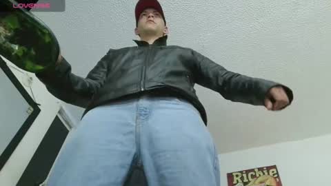 thomasjons online show from 06-14-26, 02:24