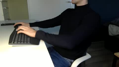 Thomas online show from 11-13-25, 02:16