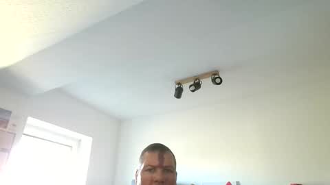Snapshot of thomsen1478 chatting on 03-22-26, 07:01 thomsen1478 online show from 03-22-26, 07:01