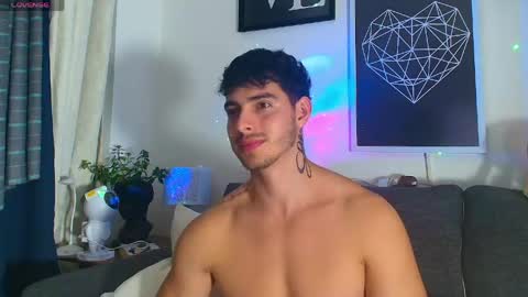 thomylov online show from 04-10-26, 01:44