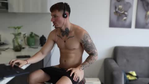 Sebastian online show from 12-02-24, 09:39