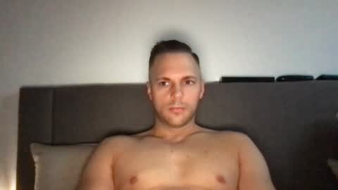 Snapshot of thorhh1991 chatting on 01-05-25, 02:19 thorhh1991 online show from 01-05-25, 02:19