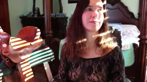 ThornburyRose online show from 01-31-26, 09:35