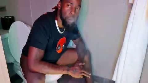 Snapshot of thotyboy68 chatting on 10-29-25, 11:56 Thotyboy online show from 10-29-25, 11:56