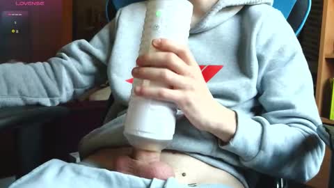 Snapshot of threshemmet chatting on 02-26-26, 10:58 threshemmet online show from 02-26-26, 10:58