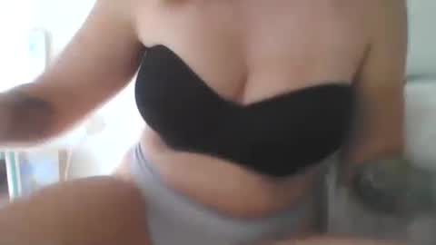 thrillho89 online show from 12-22-25, 12:29