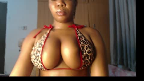 Snapshot of throatdevil chatting on 03-30-26, 01:28 throatdevil online show from 03-30-26, 01:28