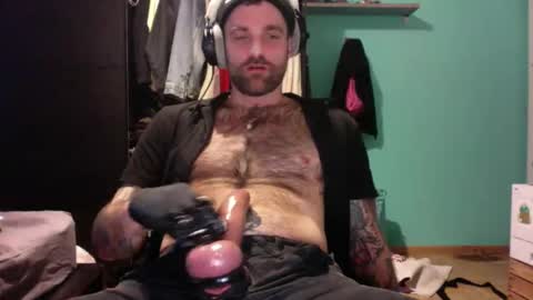 Snapshot of throatfucker2000 chatting on 02-01-25, 07:05 throatfucker2000 online show from 02-01-25, 07:05