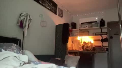 throatyygoat online show from 11-14-25, 05:00