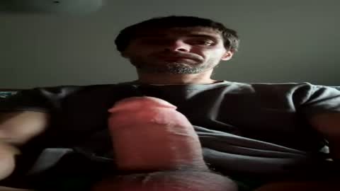 Snapshot of throbbing8585 chatting on 07-30-26, 10:36 throbbing8585 online show from 07-30-26, 10:36