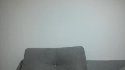 Snapshot of throwawayyourgun chatting on 12-03-24, 06:28 Luka online show from 12-03-24, 06:28