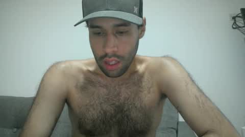 Snapshot of throwawayyourgun chatting on 01-28-25, 03:14 Luka online show from 01-28-25, 03:14