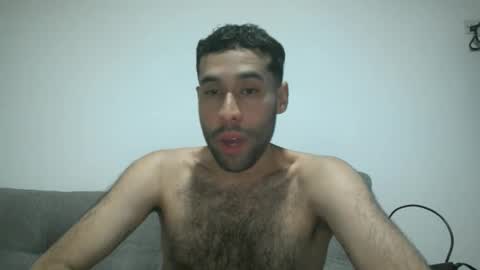 Snapshot of throwawayyourgun chatting on 02-09-25, 06:05 Luka online show from 02-09-25, 06:05