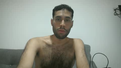 Snapshot of throwawayyourgun chatting on 02-10-25, 03:32 Luka online show from 02-10-25, 03:32