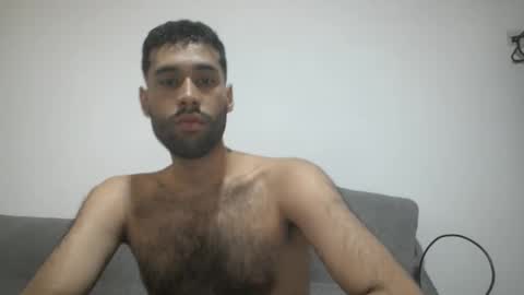 Snapshot of throwawayyourgun chatting on 02-14-25, 04:31 Luka online show from 02-14-25, 04:31