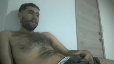 Snapshot of throwawayyourgun chatting on 02-17-25, 12:43 Luka online show from 02-17-25, 12:43