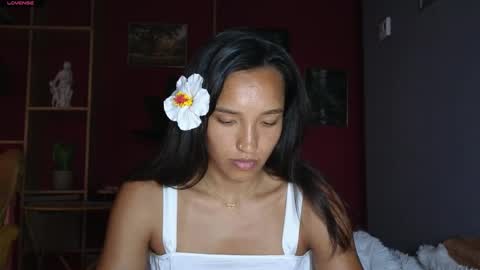 tia_j online show from 05-21-26, 05:53