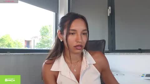 Snapshot of tia_j chatting on 07-11-26, 03:04 tia_j online show from 07-11-26, 03:04