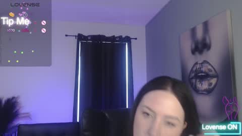 Tia Bella online show from 11-12-25, 07:57