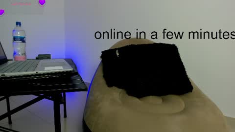 Snapshot of tiago_hannah chatting on 07-20-26, 09:50 carolina online show from 07-20-26, 09:50