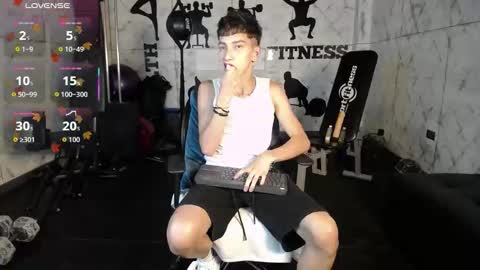 Tiam Muller online show from 11-10-25, 03:49