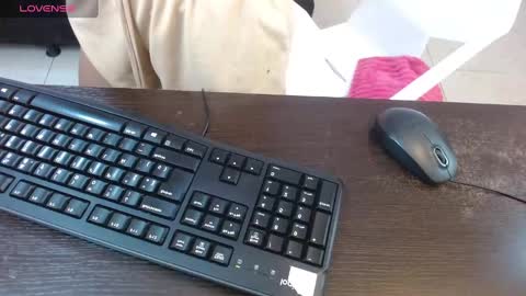 tianaglow4 online show from 01-26-25, 11:28