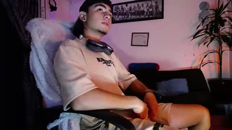 TIAN online show from 04-08-26, 02:44