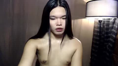 Snapshot of tiaragodhere chatting on 11-23-25, 01:16 Ms. Tiara online show from 11-23-25, 01:16