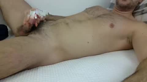 Snapshot of tiburonbeach39 chatting on 12-31-24, 03:53 Tiburonbeach online show from 12-31-24, 03:53