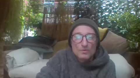 Snapshot of tiddles12345 chatting on 06-09-26, 04:46 tiddles12345 online show from 06-09-26, 04:46