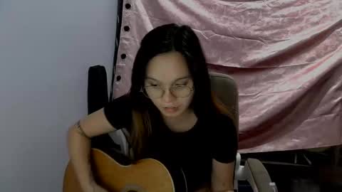 Snapshot of tifanny_foxdoll chatting on 01-24-25, 10:19 Goddess Tifanny online show from 01-24-25, 10:19