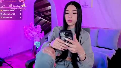 Snapshot of tifanny_m chatting on 08-01-26, 04:06 TIFANNY online show from 08-01-26, 04:06