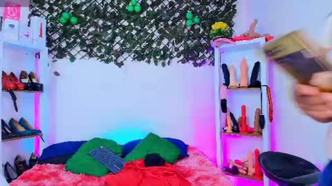 Tifanny Nails  online show from 06-13-26, 01:20