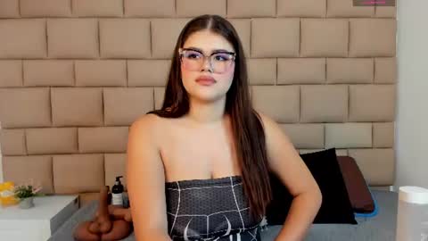 Snapshot of tifannyrosen chatting on 07-19-26, 12:20 Tifanny online show from 07-19-26, 12:20