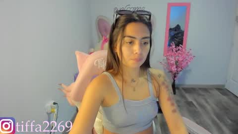 Snapshot of tifany_tay2 chatting on 12-24-24, 04:11 hey am julietha online show from 12-24-24, 04:11