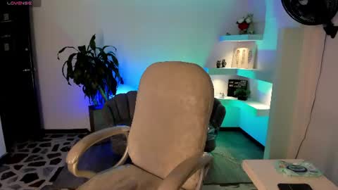   online show from 07-25-26, 04:32