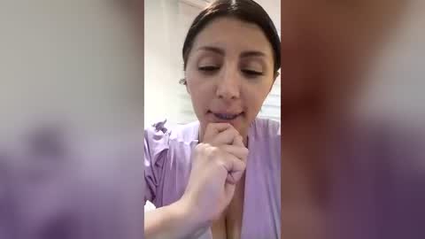 Tiffany  online show from 07-24-26, 06:50