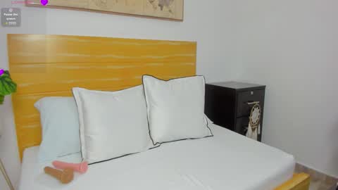 T I F F A N N Y online show from 11-21-25, 07:34