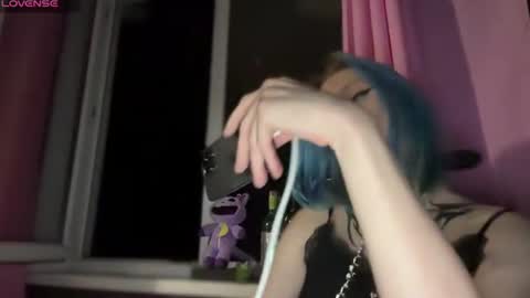 Amira online show from 07-27-26, 09:44