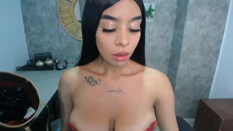 tiffany_1m online show from 01-10-25, 03:58